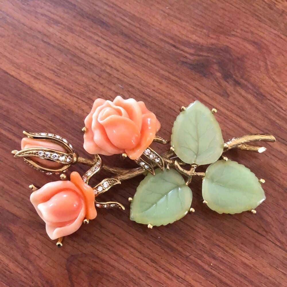 Nolan Miller Large rose pin faux Jade and coral 